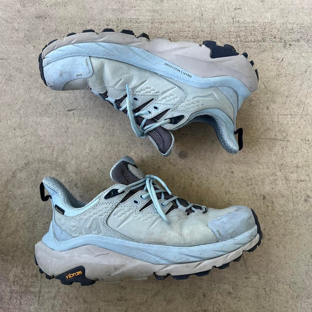 Hoka One One Gore Tex Kaha 2 Low size 9 woman's